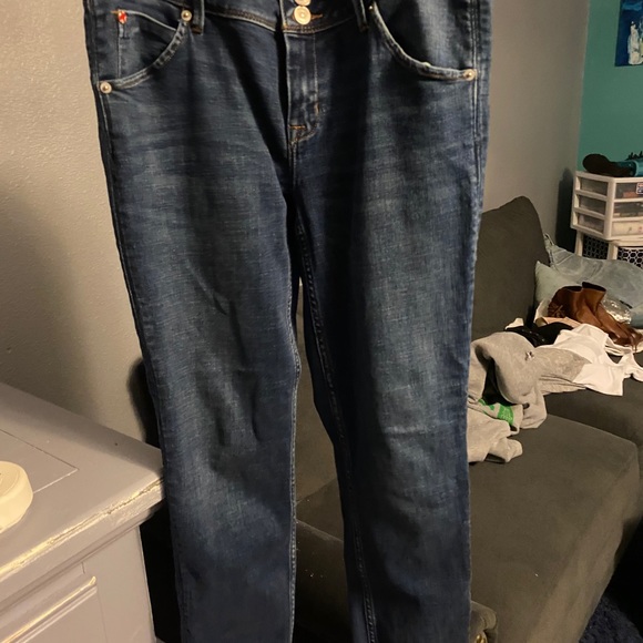 Hudson - Picture 2 of 4